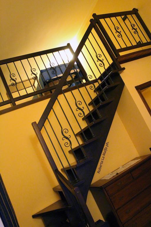 Il Casale dei Conti Bed and Breakfast Barcellona Pozzo di Gotto Esterno foto
