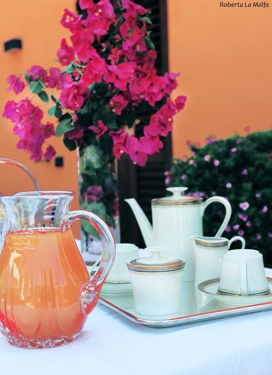 Il Casale dei Conti Bed and Breakfast Barcellona Pozzo di Gotto Esterno foto